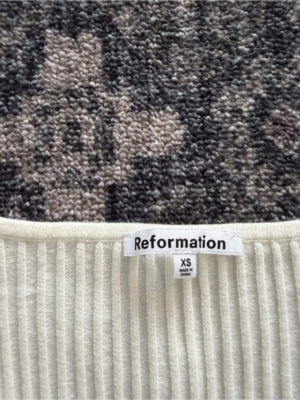 Reformation Top - Picture 2 of 2